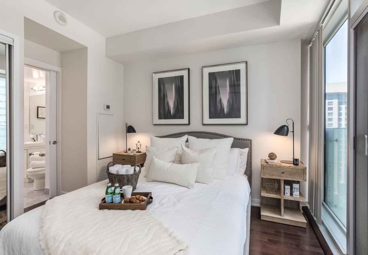 טורונטו Condo Downtown, Cn Tower, Financial District מראה חיצוני תמונה