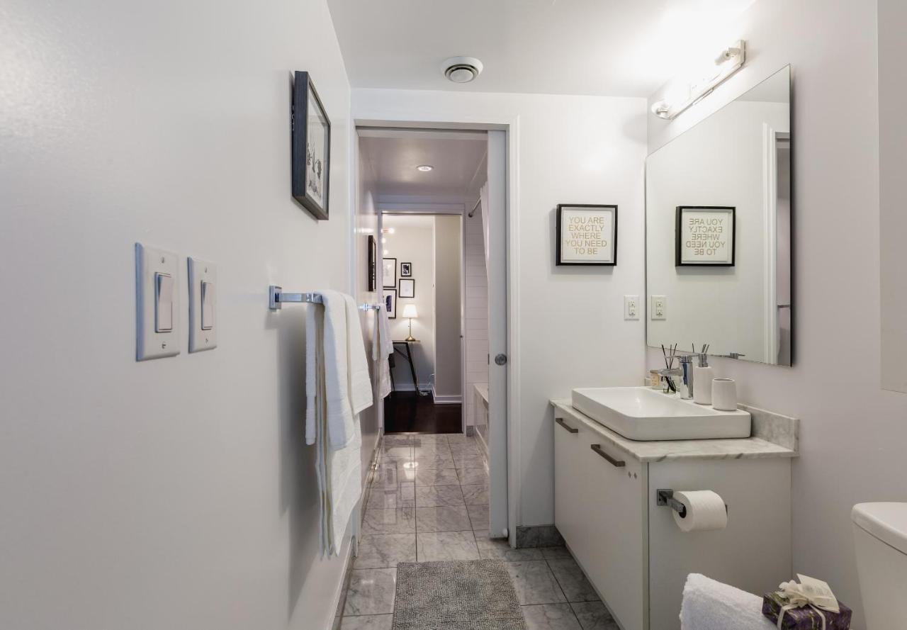 טורונטו Condo Downtown, Cn Tower, Financial District מראה חיצוני תמונה