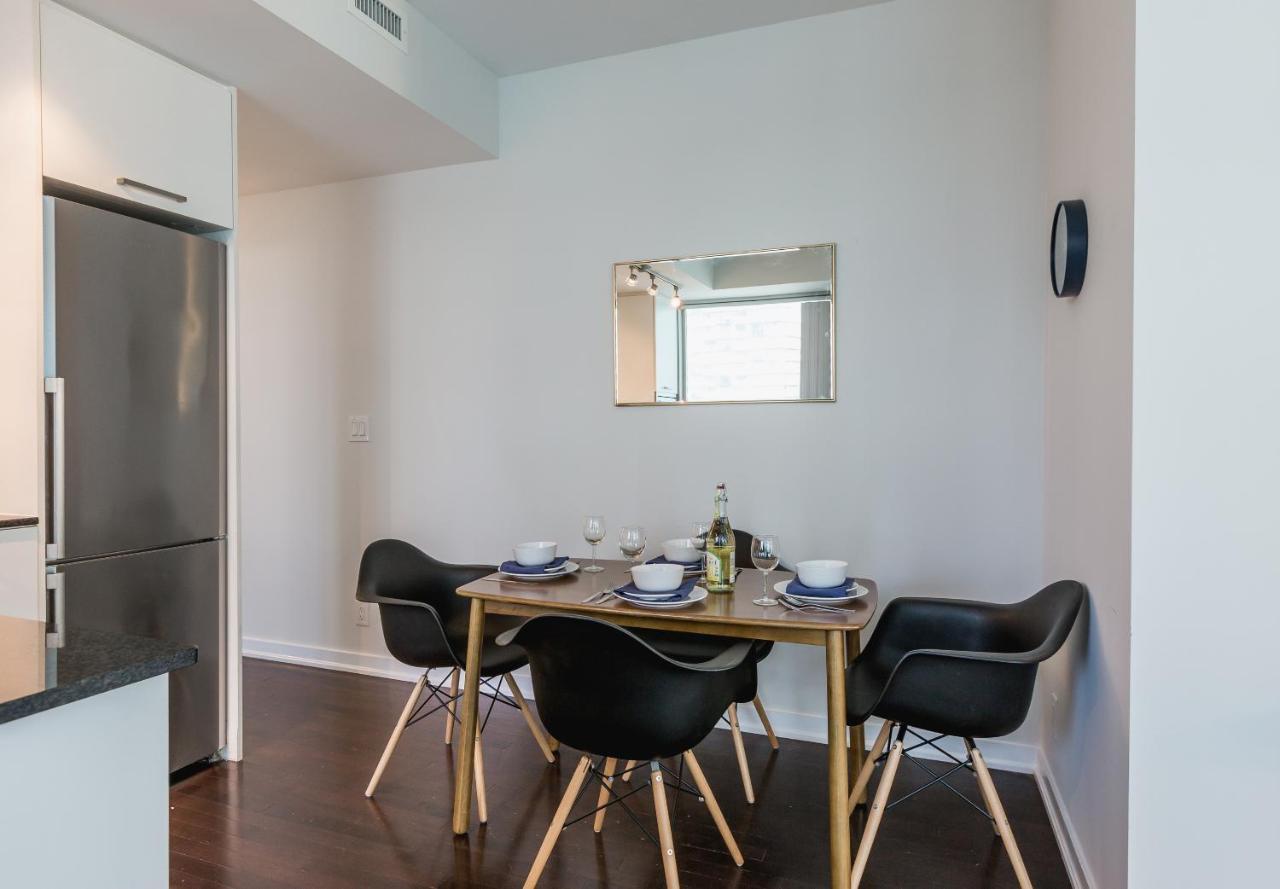 טורונטו Condo Downtown, Cn Tower, Financial District מראה חיצוני תמונה