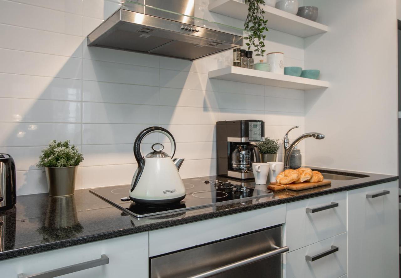 טורונטו Condo Downtown, Cn Tower, Financial District מראה חיצוני תמונה