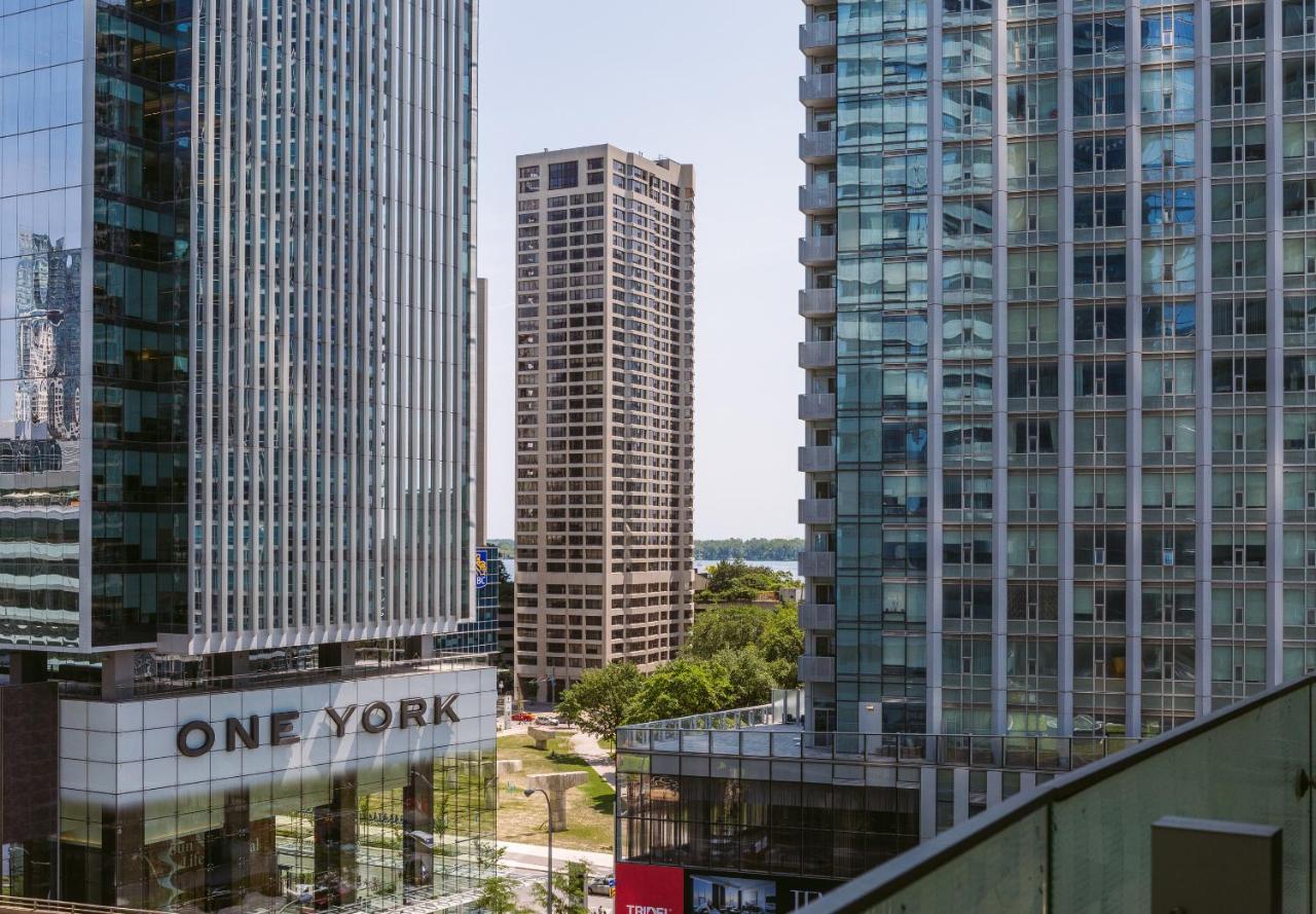 טורונטו Condo Downtown, Cn Tower, Financial District מראה חיצוני תמונה