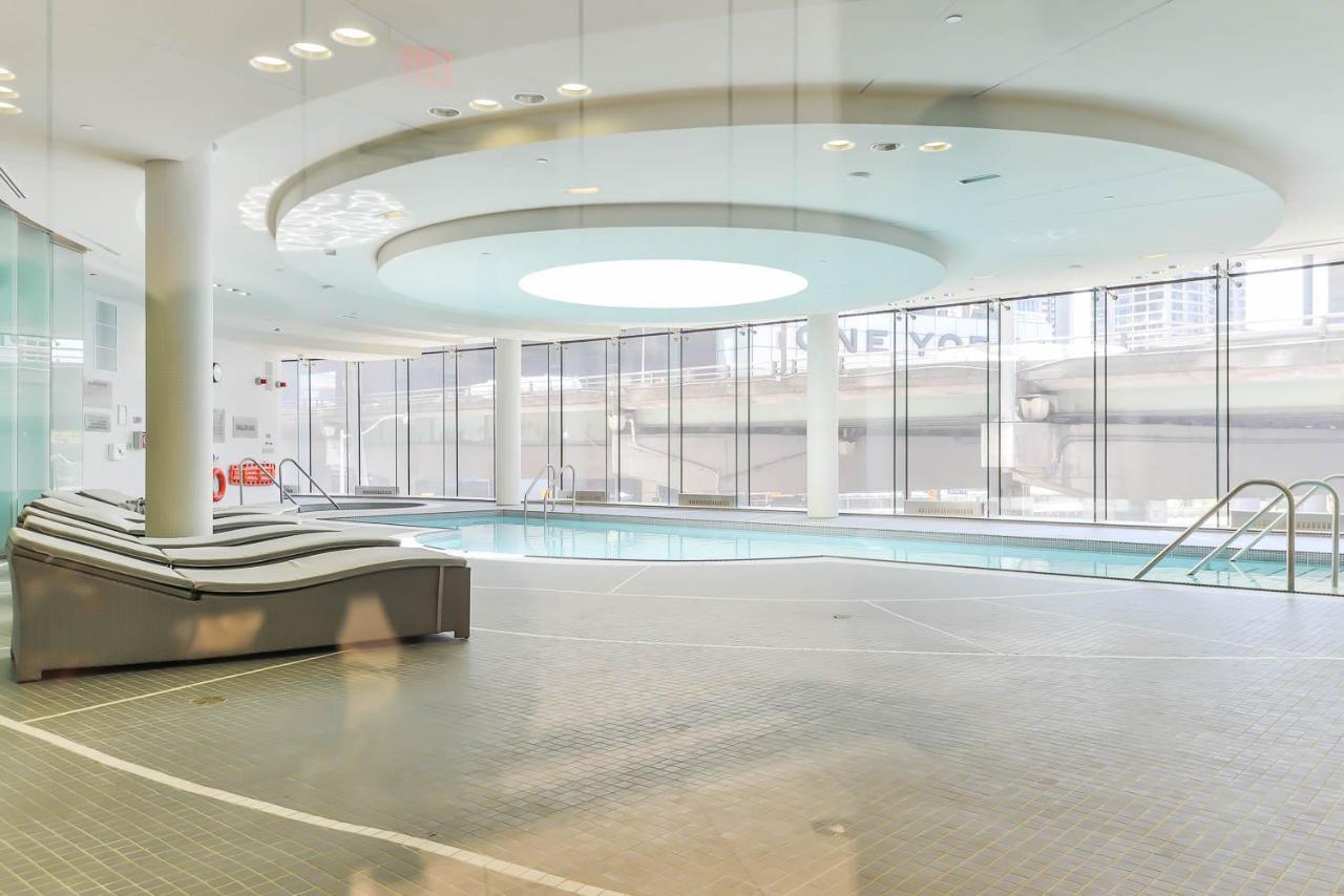 טורונטו Condo Downtown, Cn Tower, Financial District מראה חיצוני תמונה